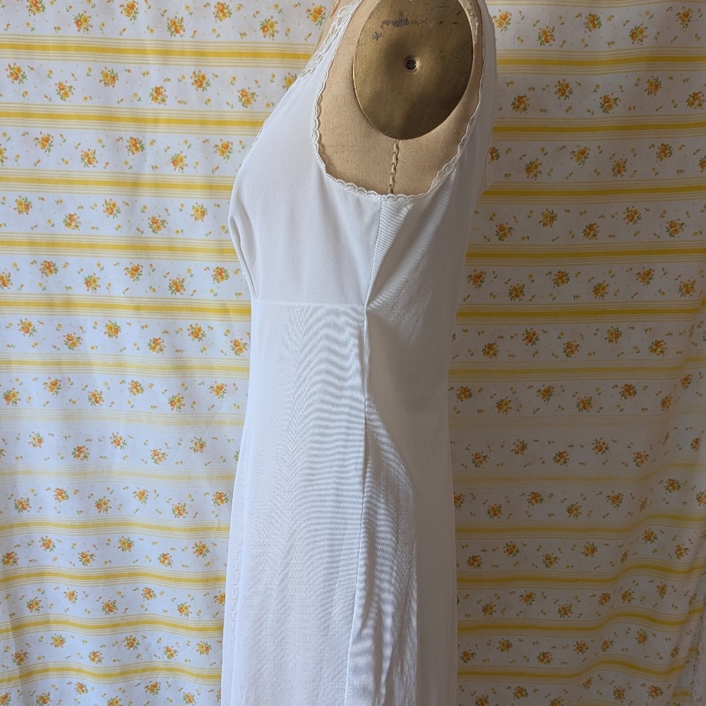 Vintage Made in Italy Lingerie Dress - Picture 4 of 10